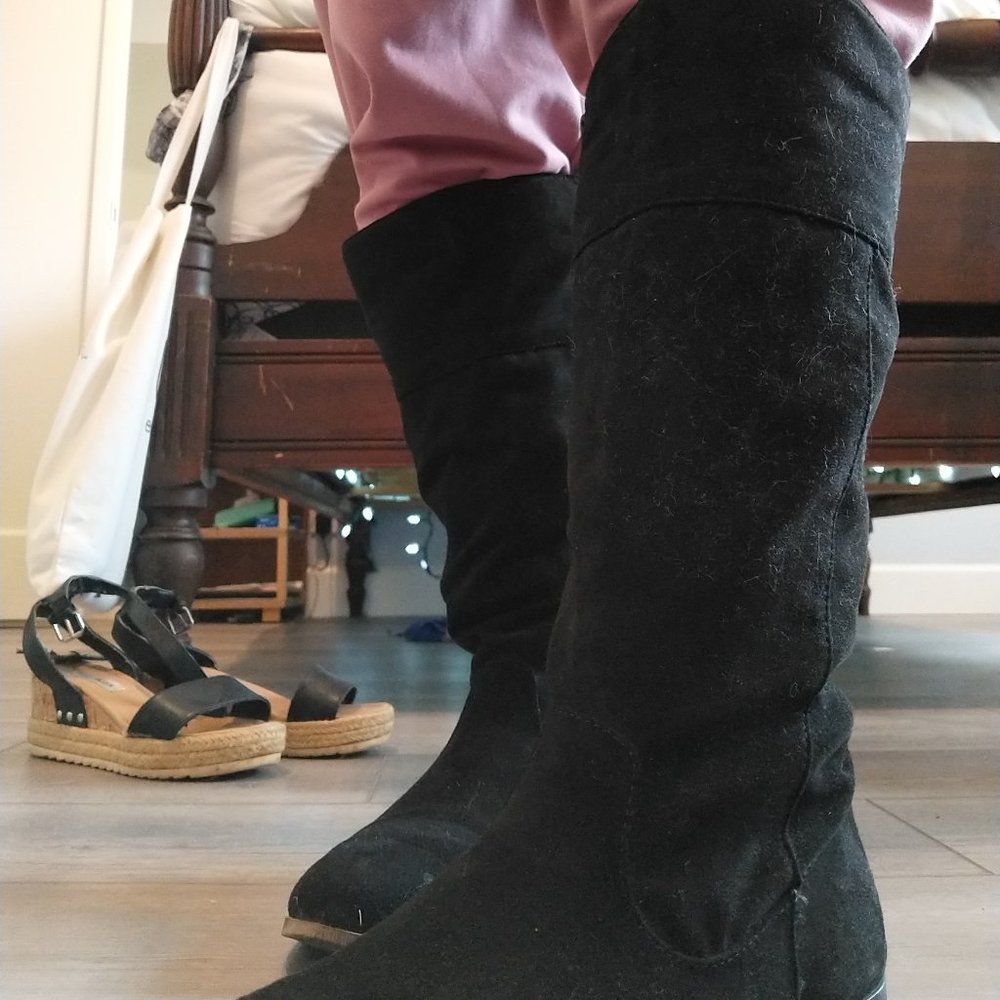 Black boots